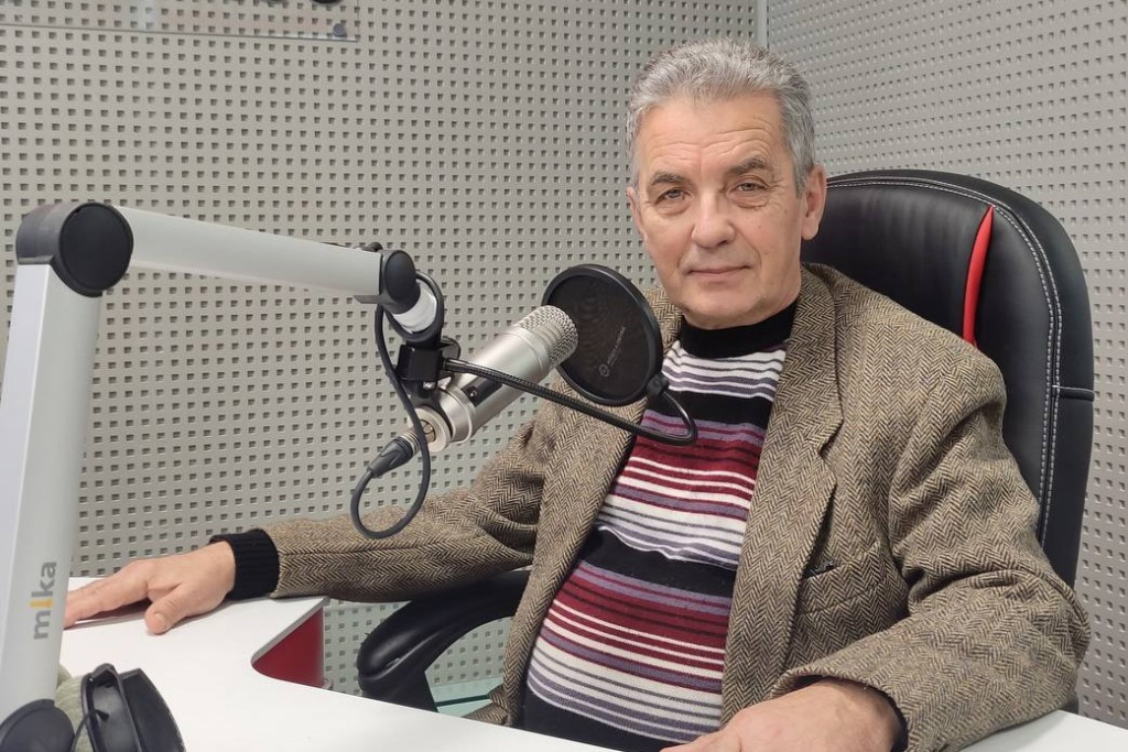 Поздравляем Виктора Владимировича Мельникова с юбилеем!