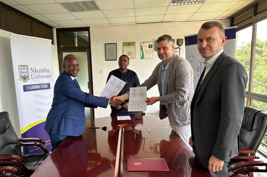 Севастополь-Уганда: подписан меморандум о сотрудничестве между ФИЦ ИнБЮМ и Университетом Нкумба