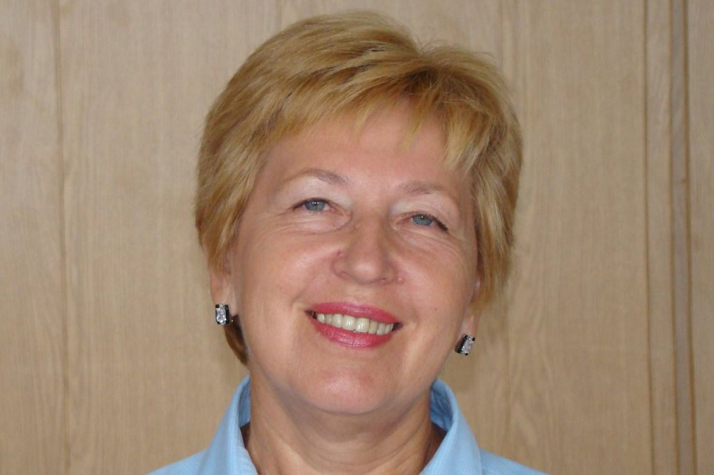 50 лет в ИнБЮМ - поздравляем Валентину Рябогину с профессиональным юбилеем!