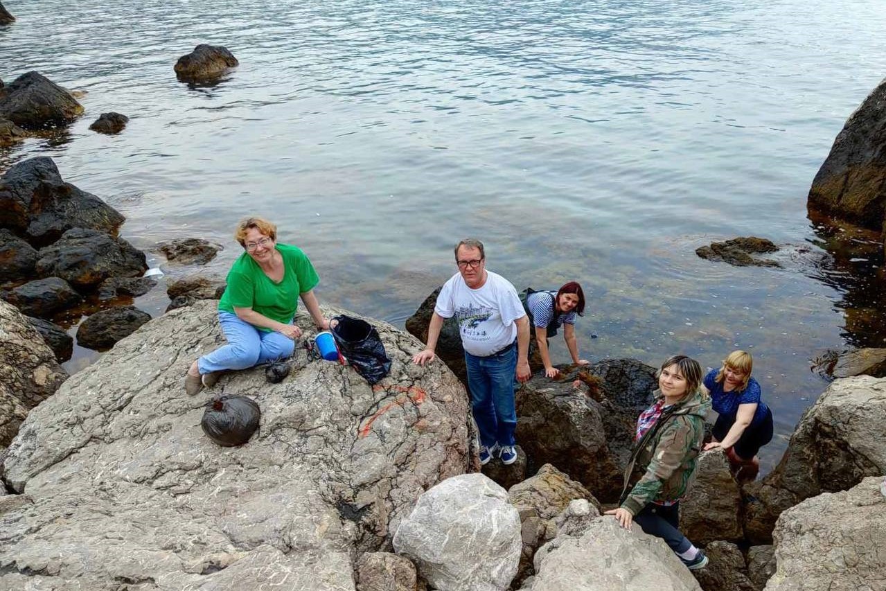 Учёные ФИЦ ИнБЮМ оценивают, как рекреационная нагрузка влияет на чистоту прибрежной акватории бухты Ласпи