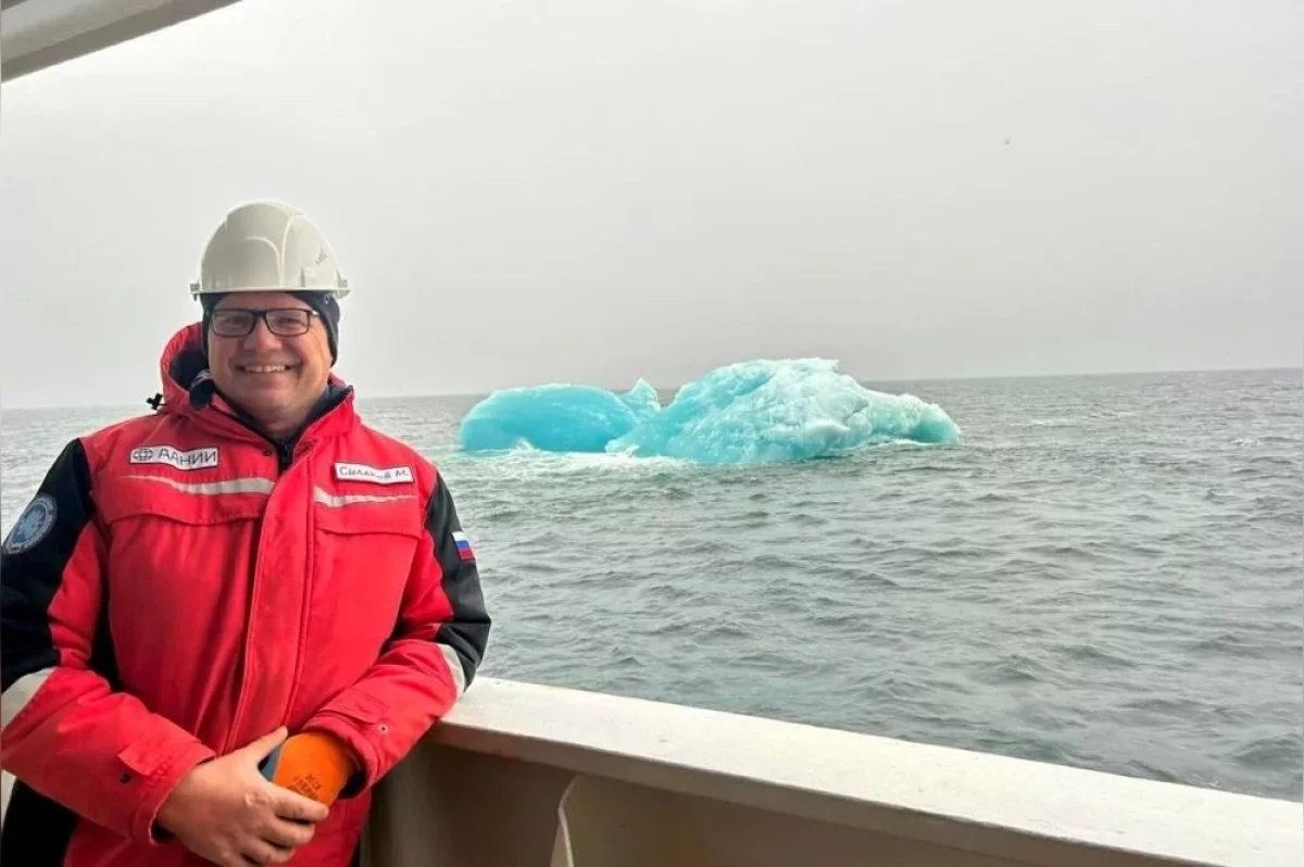 Пингвины, льды, мясо. Ученый Силаков рассказал о жизни в Антарктиде