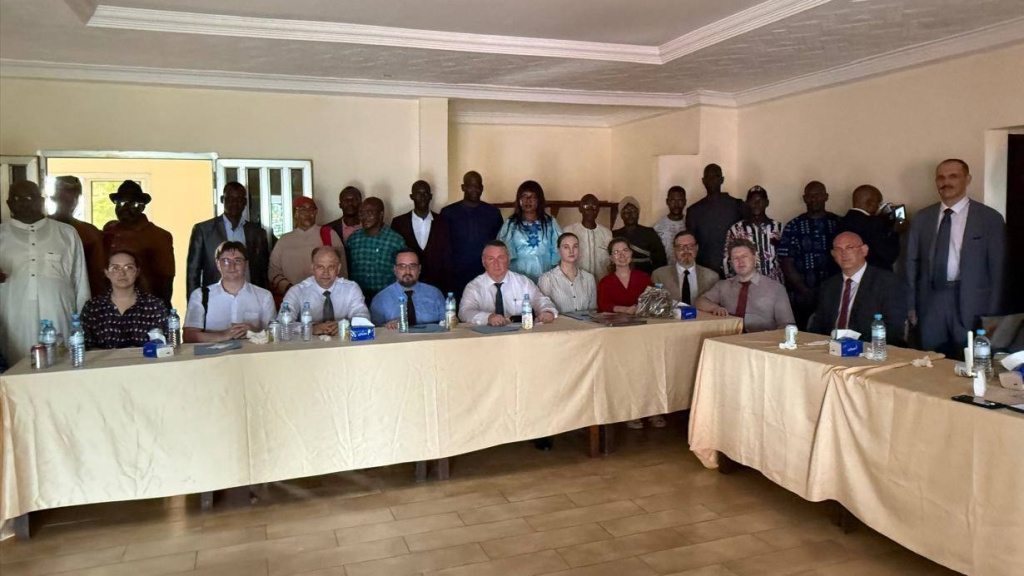 4-Центр морских и прибрежных исследований Гвинеи (CEREMAC-G)