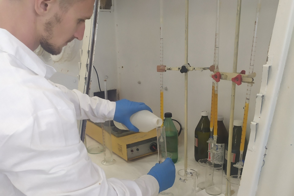 Параскив плутоний 7.png