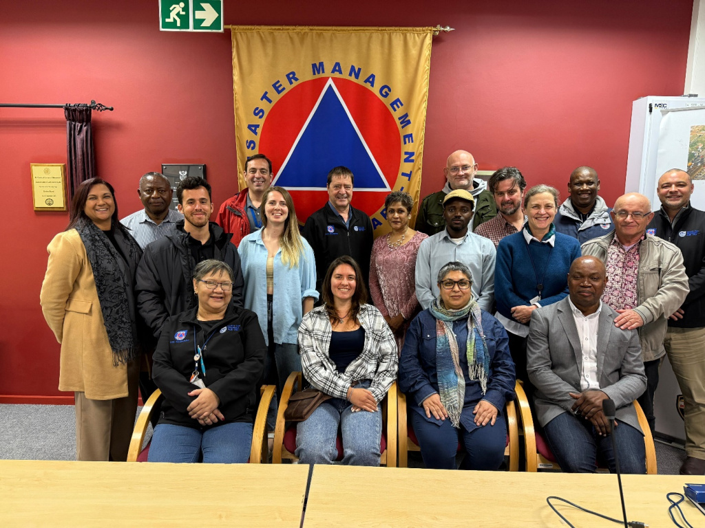 2.5 – Посещение участниками центра управления стихийных бедствий в Кейптауне 5. Посещение участниками центра управления стихийных бедствий в Кейптауне